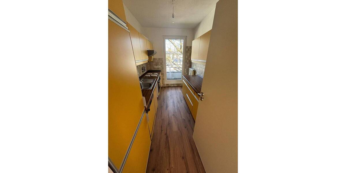 Etagenwohnung Hamburg Sasel - 2 Zimmer, 76 m&sup2;, 1.000&euro; | Angebot:26377927
