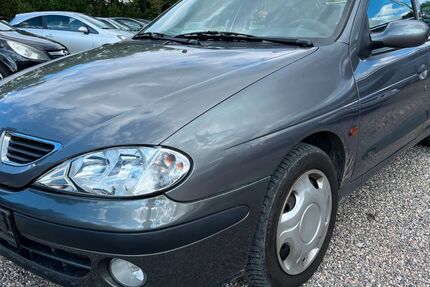 Renault Megane 148.000 km 1.500 € Freiburg 79108