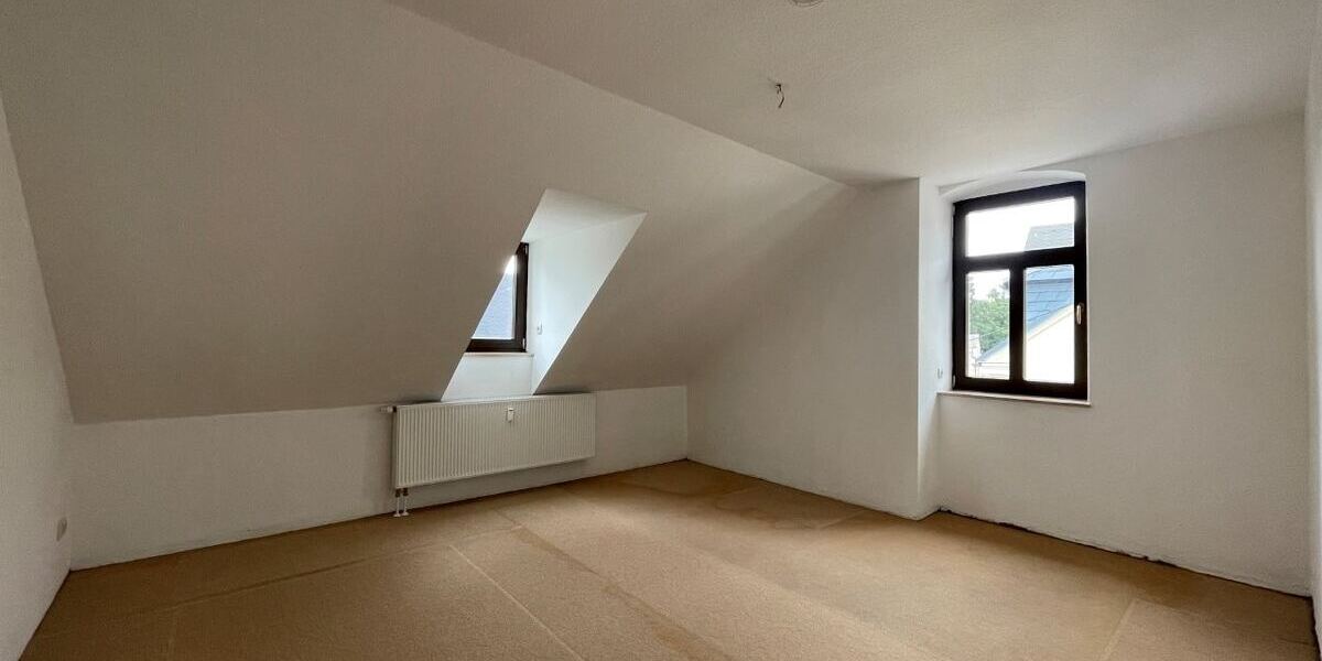 EIGENNUTZER aufgepasst - individuell gestaltbare Maisonette mit Balkon, Garage und Stellplatz! - Dachgeschoßwohnung Bärenstein Niederschlag | Angebot:26003490