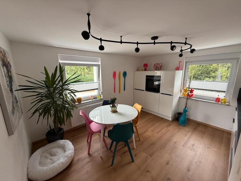 Mietwohnung mit großem Garten in Schwarzenfeld,50qm, 2ZKB, Garage