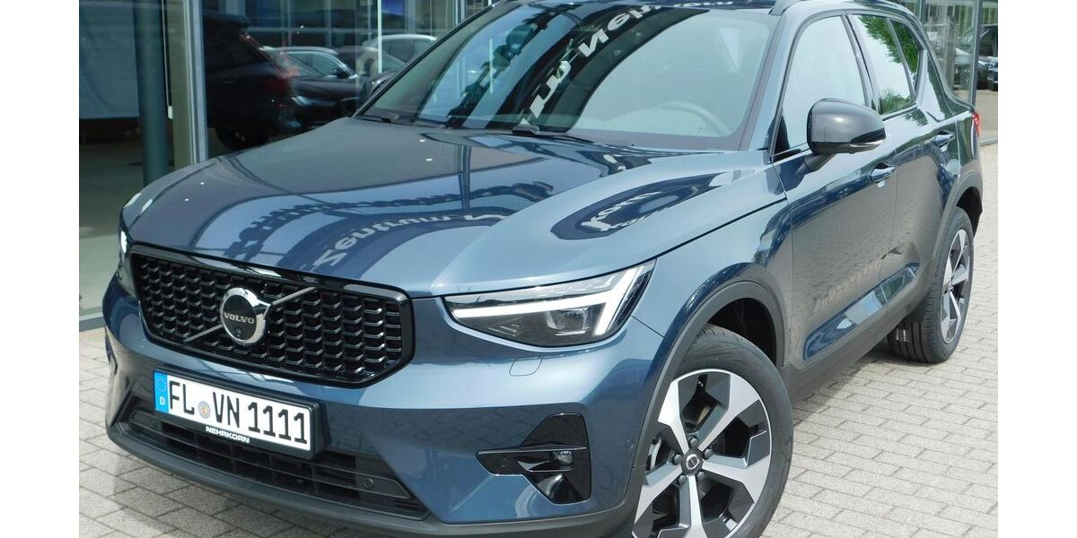 Volvo XC40 3.900 km 49.900 &euro; Flensburg 24941