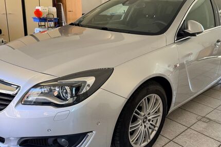 Opel Insignia 128.000 km 7.999 &euro; Geesthacht (bei Hamburg) 21502