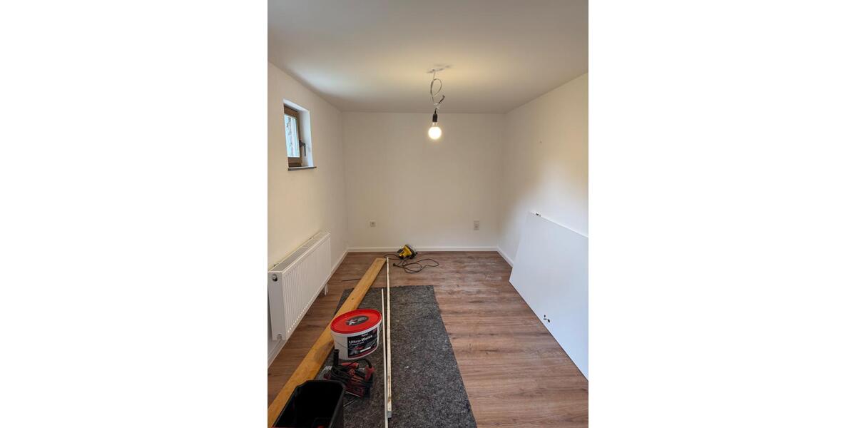 Etagenwohnung Burbach - 4 Zimmer, 106 m&sup2;, 950&euro; | Angebot:26610002
