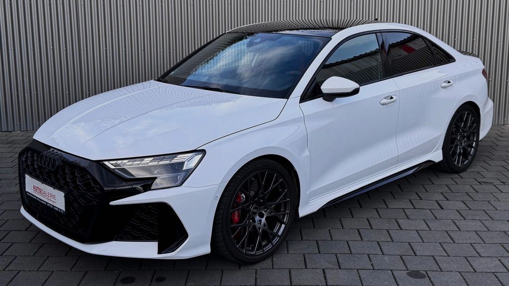 Audi RS3 3.500 km 58.800 &euro; Pfullingen 72793