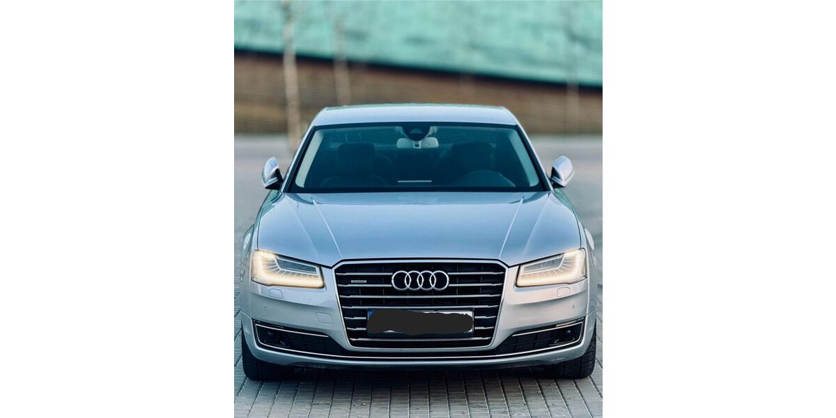 Audi A8 233.000 km 16.500 &euro; Moormerland 26802