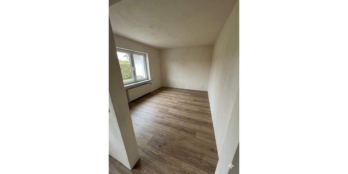 Einfamilienhaus Löbnitz - 3 Zimmer, 80 m&sup2;, 1.080&euro; | Angebot:25933662