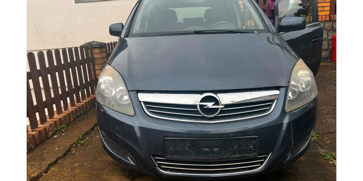 Opel Zafira 304.356 km 3.300 &euro; Rostock 18146
