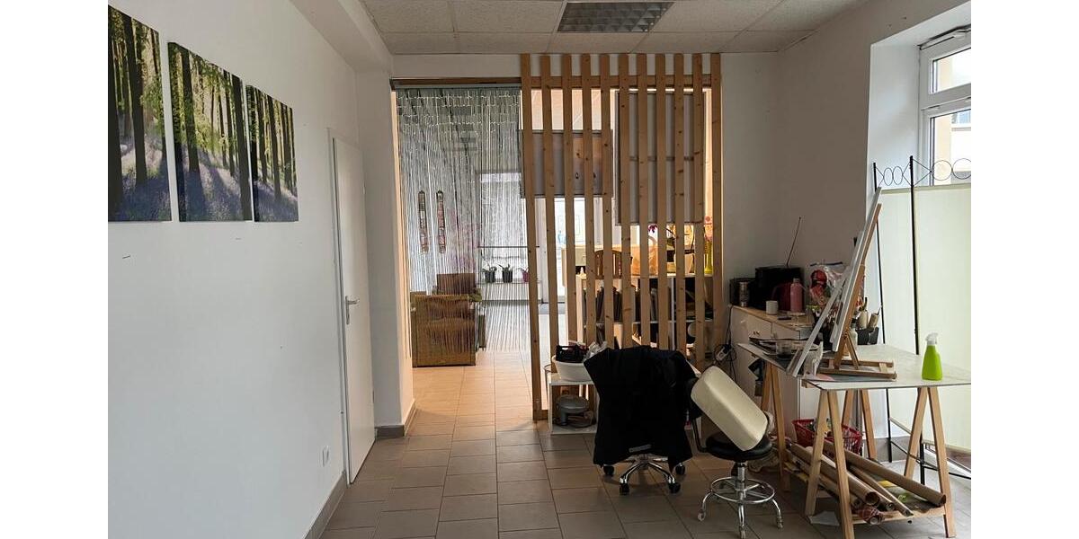 Behindertengerechte Gewerbeinheit zimmer