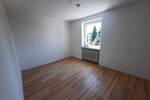 *schöne 3-R-Wohnung mit Balkon und Stellplatz sucht netten Nachmieter*