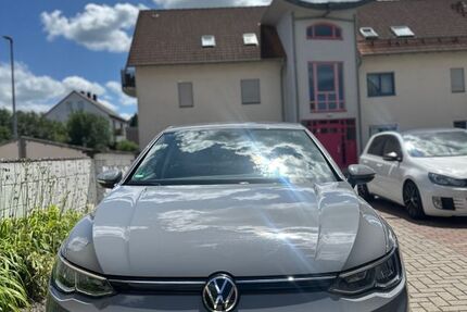 VW Golf 138.051 km 17.900 &euro; Sennfeld 97526
