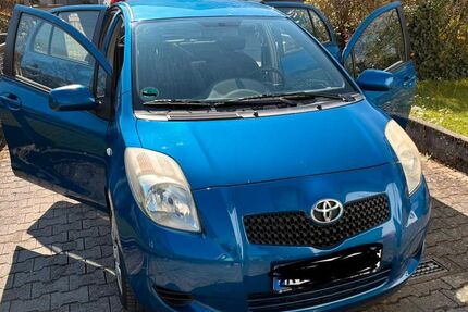 Toyota Yaris 84.000 km 3.950 &euro; Ravensburg 88212
