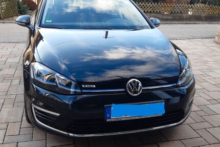 VW Golf 43.000 km 15.900 &euro; Kühbach 86556