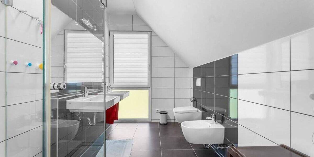 Besonders Familiengeeignete Doppelhaushälfte 5 zimmer