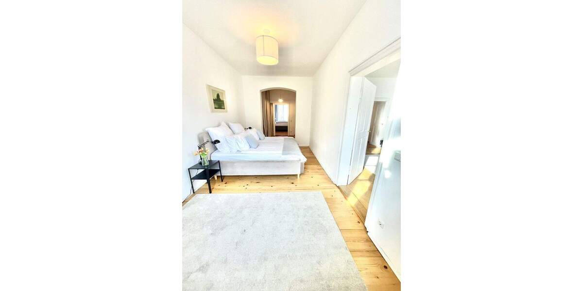 Hochwertige 4 Zi. Lehel am Isartor Bestlage. Exklusiv möbliert oder leer. 2 OG, Garten. Ab 3 Monaten 4 zimmer