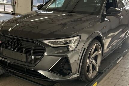 Audi e-tron 53.067 km 43.105 &euro; Hagen 58091