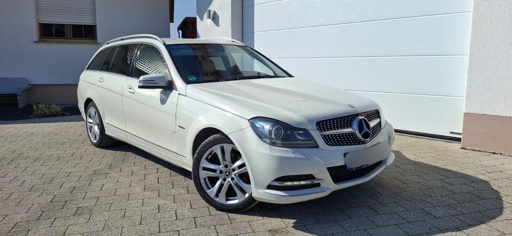 Mercedes-Benz C 250 233.300 km 7.299 &euro; Wallhausen 74599