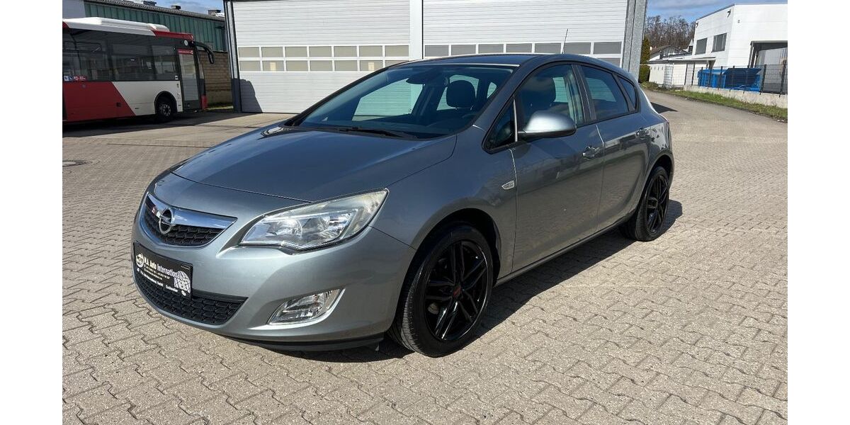 Opel Astra 148.000 km 5.490 &euro; Eschweiler 52249