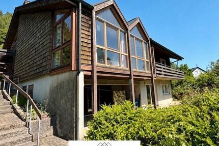 Haus Blieskastel - 10 Zimmer, 250 m&sup2;, 249.000&euro; | Angebot:27135161