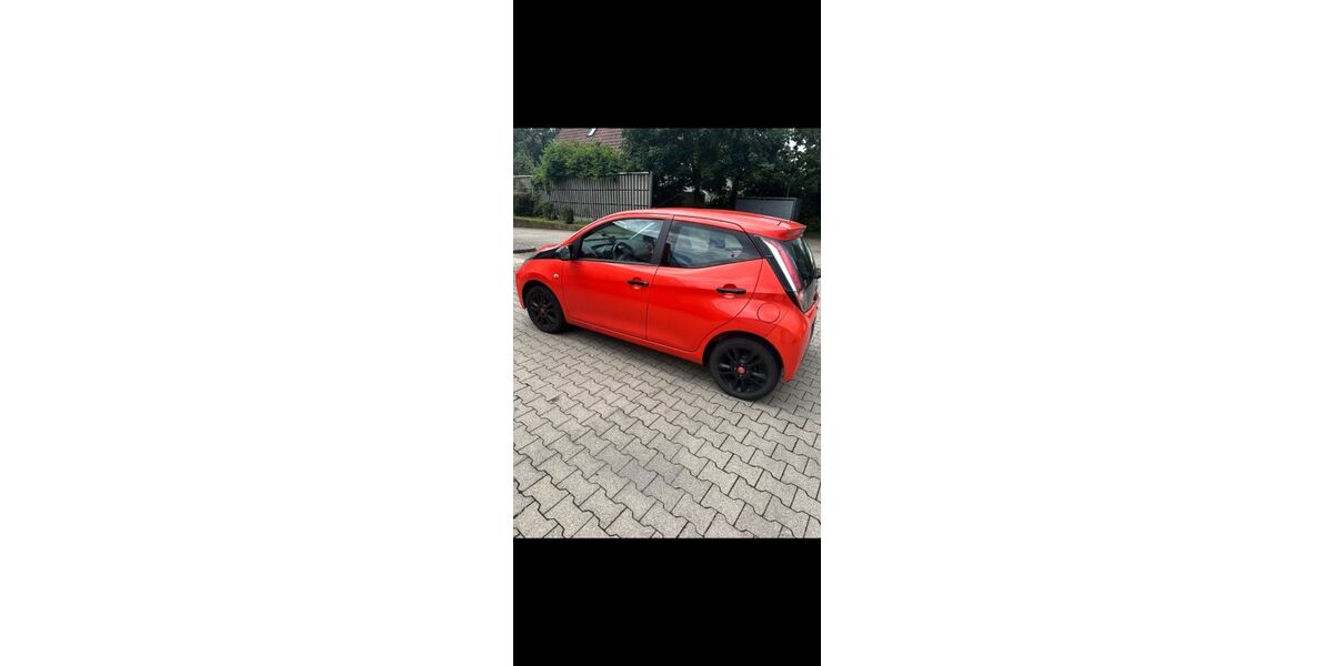 Toyota Aygo (X) 72.500 km 6.300 &euro; Uhingen 73066