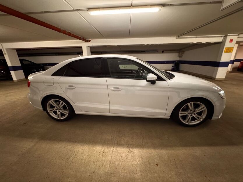 Audi A3 122.636 km 12.500 € Achim 28832