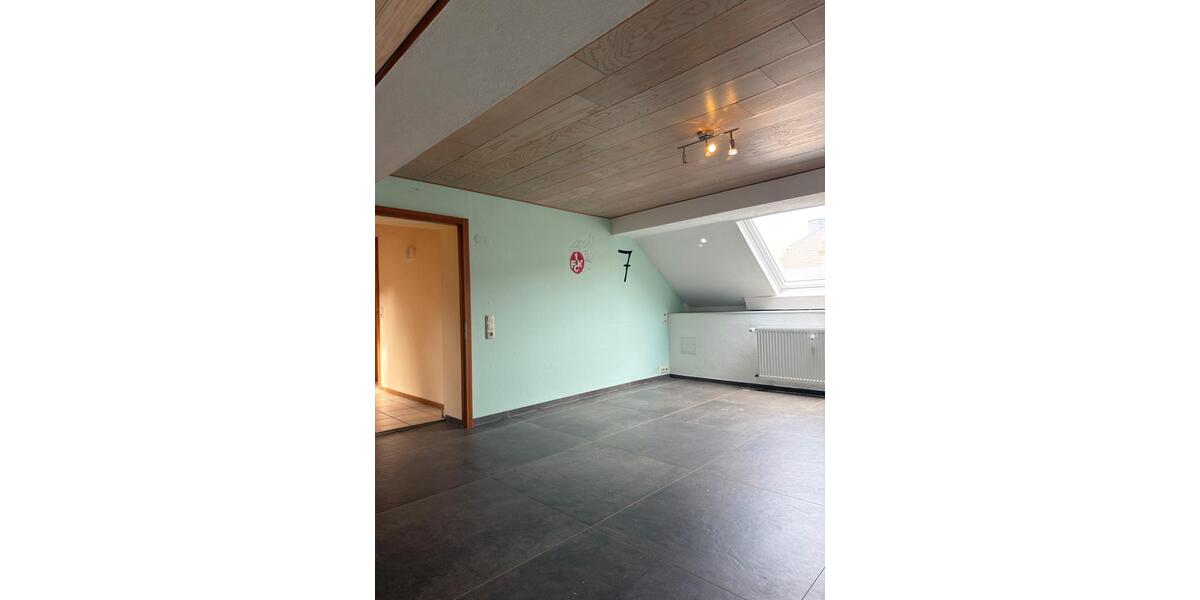 Maisonettenwohnung Badem - 5 Zimmer, 135 m&sup2;, 1.000&euro; | Angebot:26394064