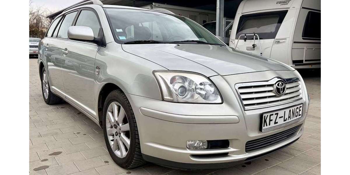 Toyota Avensis 225.000 km 3.490 &euro; Wehringen 86517