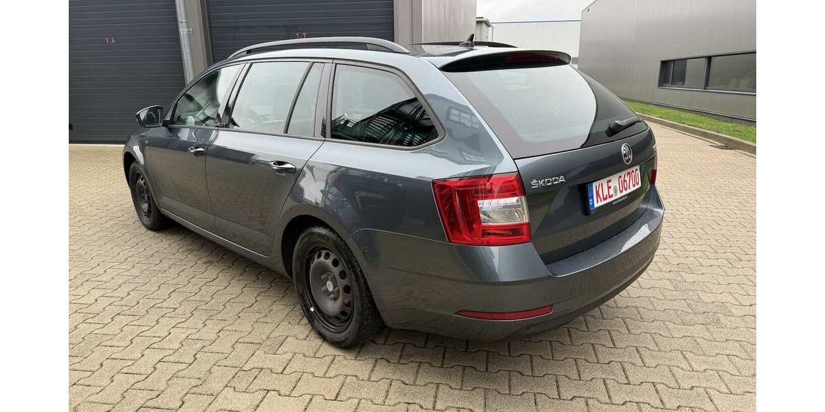 Skoda Octavia Soleil 1.6 TDI / DSG Kupplung neu !! 232.000 km 9.900 &euro; Bedburg-Hau 47551