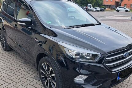 Ford Kuga 96.000 km 13.999 &euro; Elsenfeld 63820