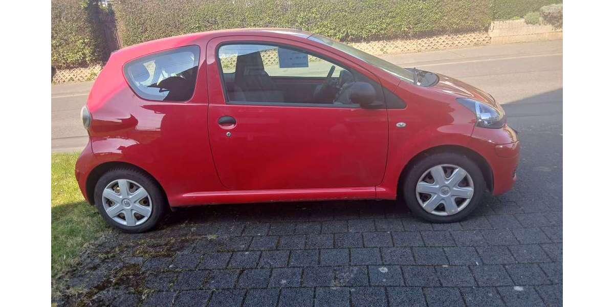 Toyota Aygo 178.000 km 1.700 &euro; Eitorf 53783