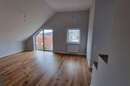 Wohnung Schlüchtern - 3 Zimmer, 85 m&sup2;, 890&euro; | Angebot:25400124