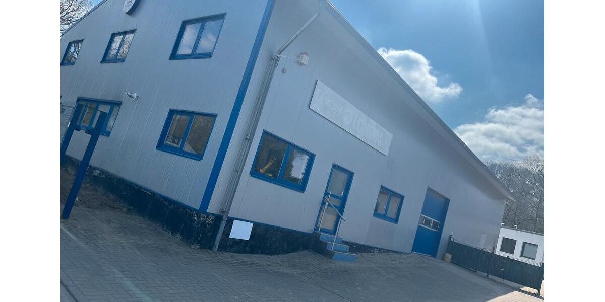 Gewerbehalle mit Büro Werkstatt Lager 400m2. 1 A Autobahnlage zimmer