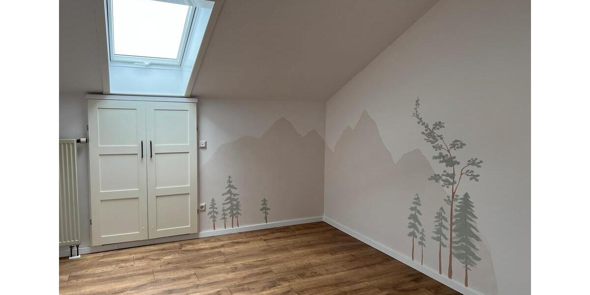 Dachgeschoßwohnung Bad Kötzting - 5 Zimmer, 130 m&sup2;, 1.100&euro; | Angebot:25339734