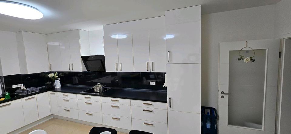 Etagenwohnung Gießen Wieseck - 4 Zimmer, 150 m&sup2;, 1.500&euro; | Angebot:26087557