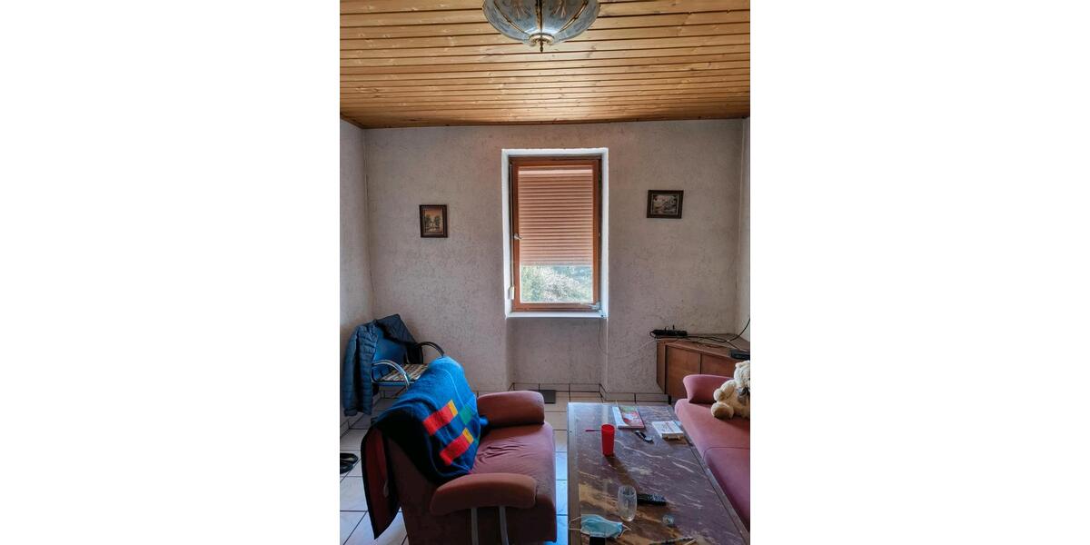 Doppelhaushälfte Wadgassen - 6 Zimmer, 100 m&sup2;, 84.000&euro; | Angebot:26248689
