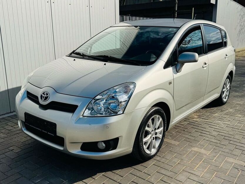 Corolla Verso