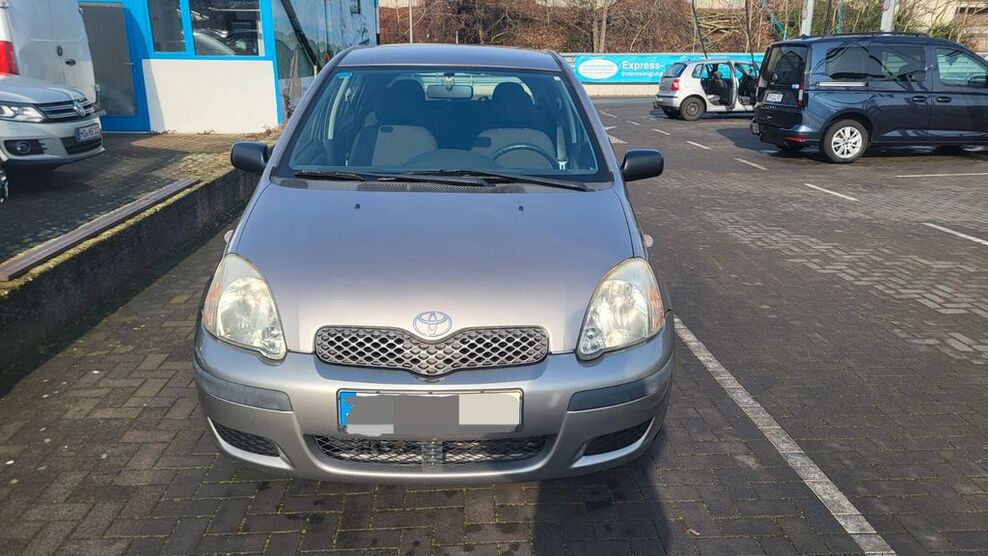Toyota Yaris 75.000 km 3.500 € Mannheim 68169