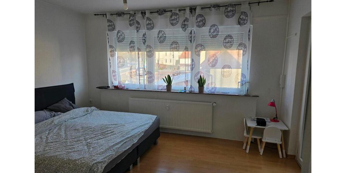 Etagenwohnung Vlotho - 5 Zimmer, 143 m&sup2;, 990&euro; | Angebot:25424815