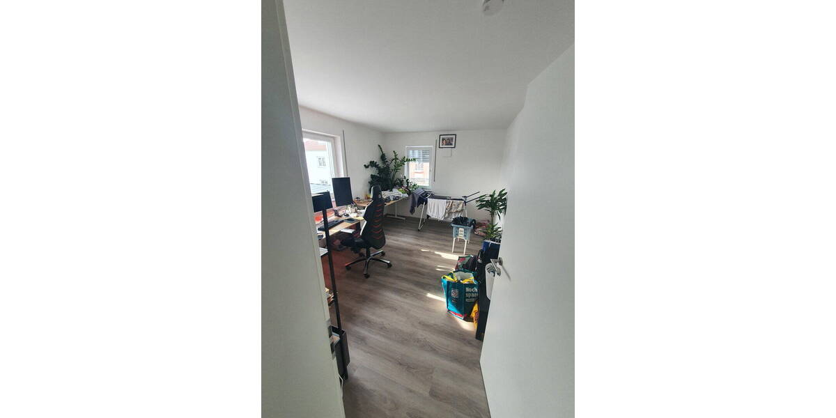 Etagenwohnung Ingolstadt Haunwöhr - 3 Zimmer, 87 m&sup2;, 1.190&euro; | Angebot:25879719