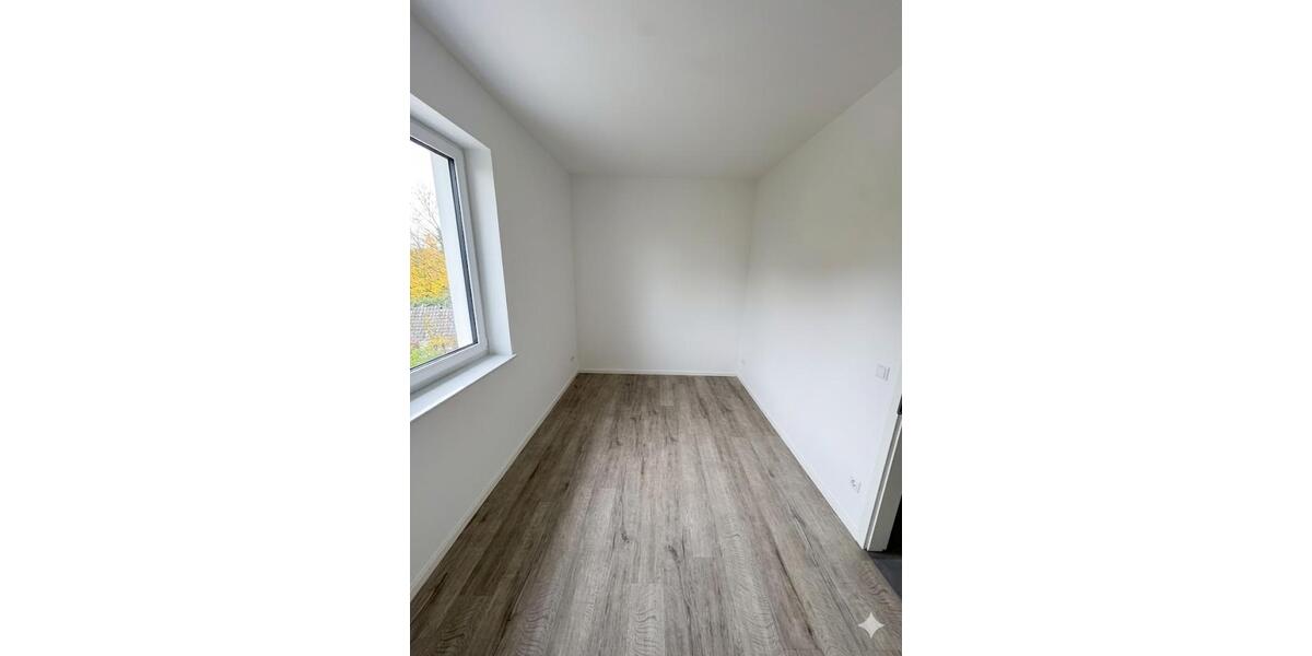 Etagenwohnung Rüdersdorf bei Berlin Hennickendorf - 5 Zimmer, 139 m&sup2;, 1.599&euro; | Angebot:26398998