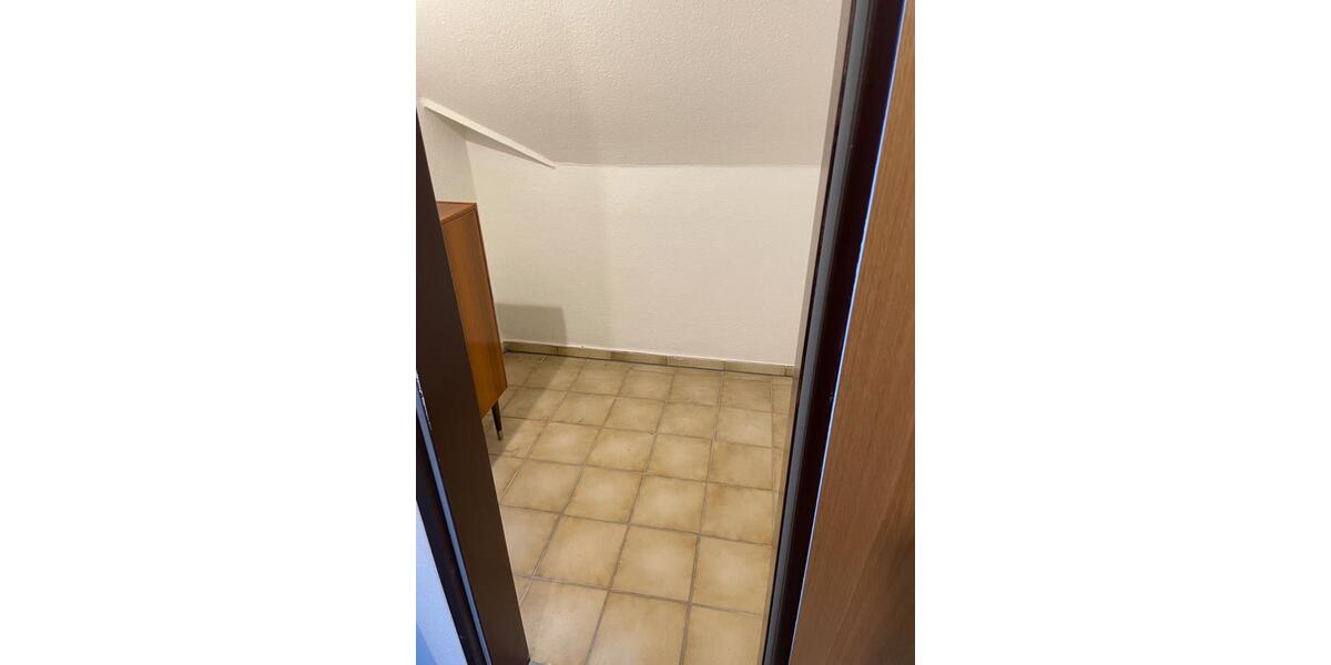 Dachgeschoßwohnung Dortmund Brackel - 1.5 Zimmer, 56 m&sup2;, 540&euro; | Angebot:26296379