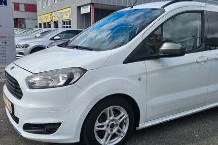 Ford Tourneo Courier 115.304 km 9.870 € Fürth 90763
