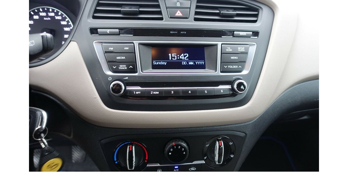 Hyundai i20 Classic Klima ZV-FB Ganzjahresreifen 138.100 km 6.950 &euro; Neumarkt/OPf 92318