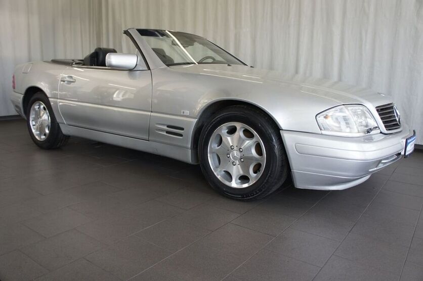 SL 320