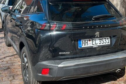 Peugeot 2008 89.000 km 15.950 &euro; Hamburg 21073