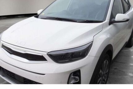 Kia Stonic 16.400 km 23.990 € Landshut 84030