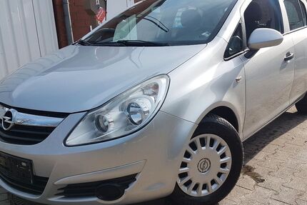 Opel Corsa 195.000 km 2.390 &euro; Westoverledingen 26810