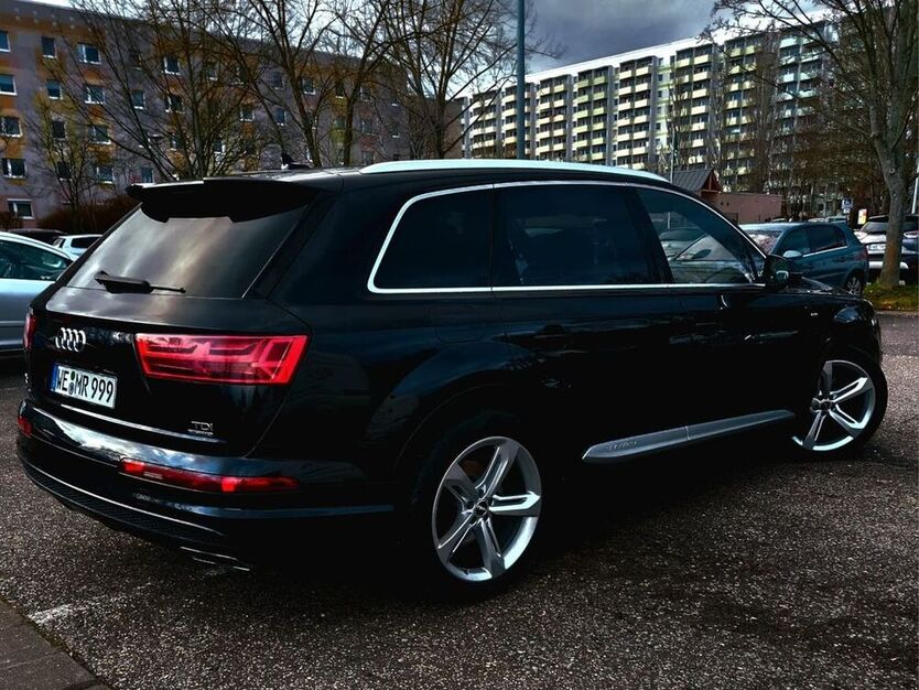 Q7
