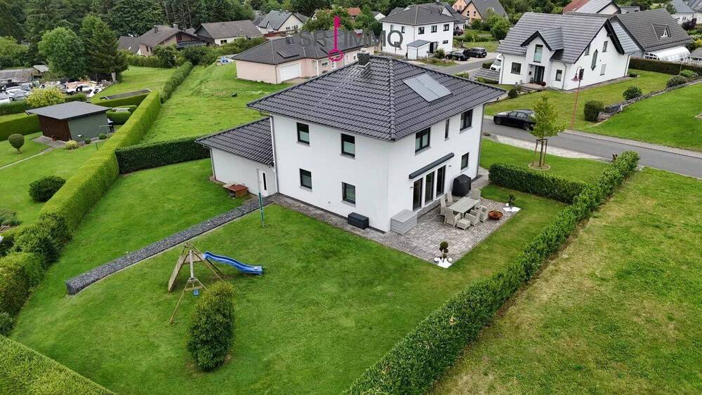 Einfamilienhaus Arzfeld - 7 Zimmer, 160 m&sup2;, 580.000&euro; | Angebot:25771809
