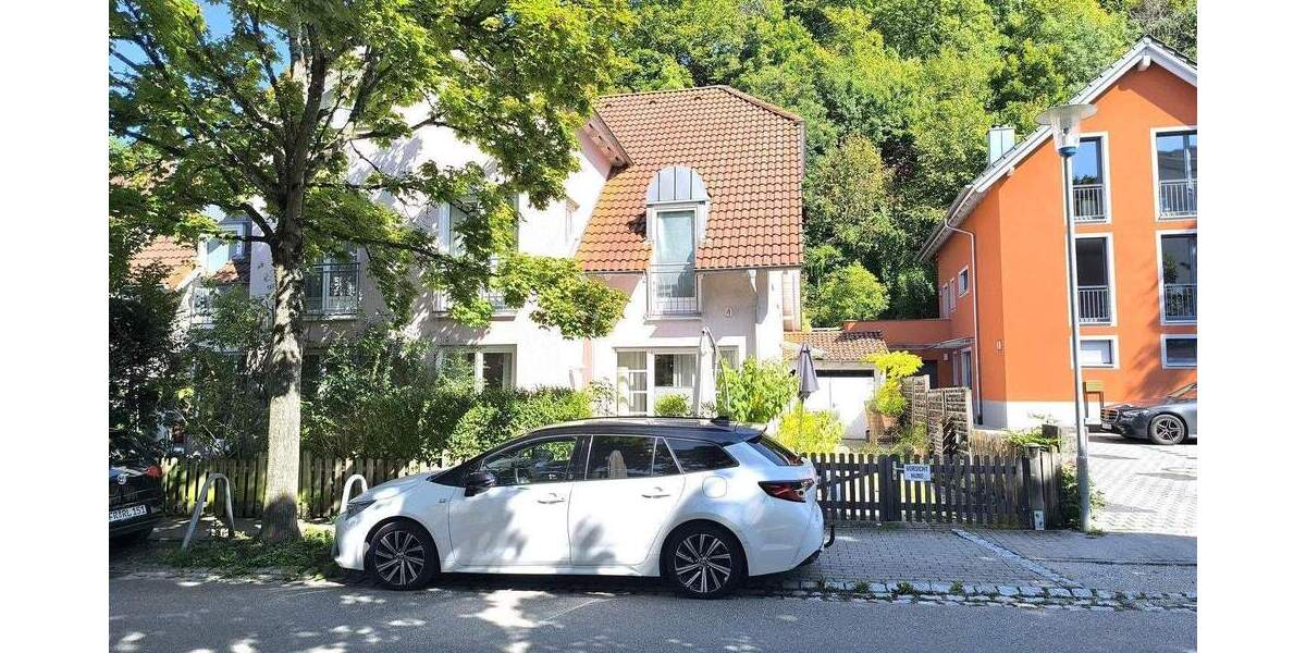 Doppelhaushälfte Staufen im Breisgau Staufen - 5 Zimmer, 153 m&sup2;, 690.000&euro; | Angebot:25398059