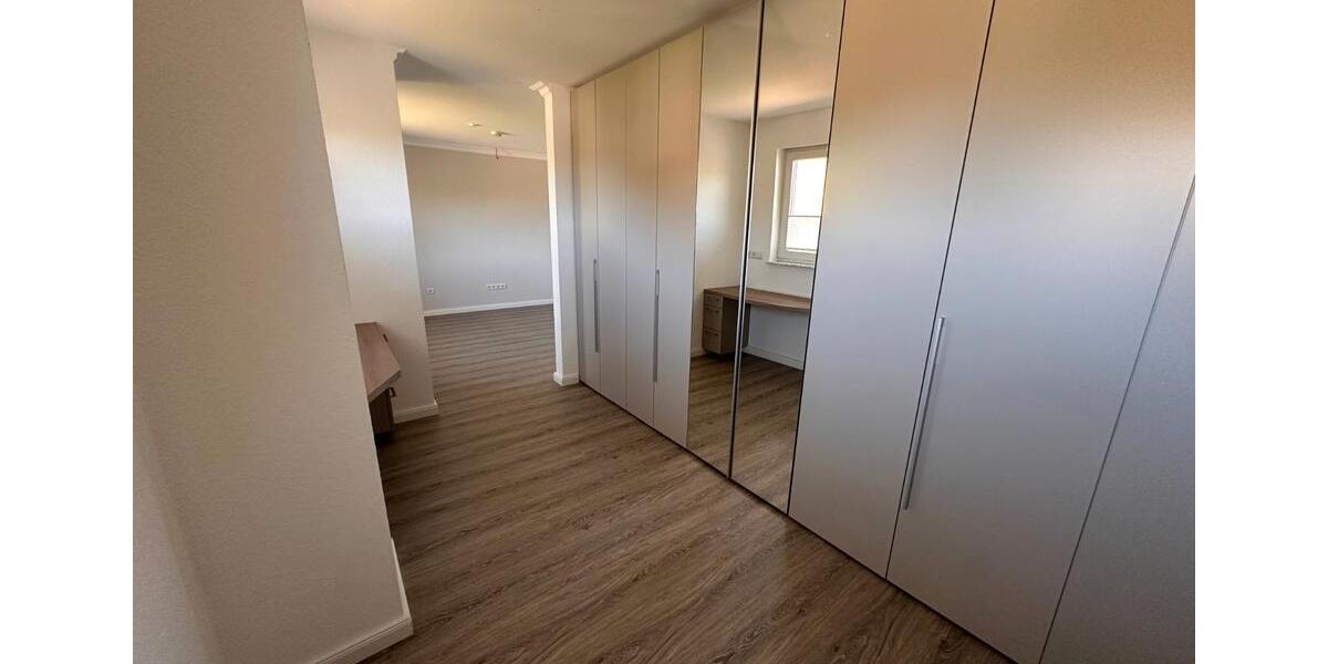 Etagenwohnung Ennepetal - 4 Zimmer, 121 m&sup2;, 1.200&euro; | Angebot:26383004